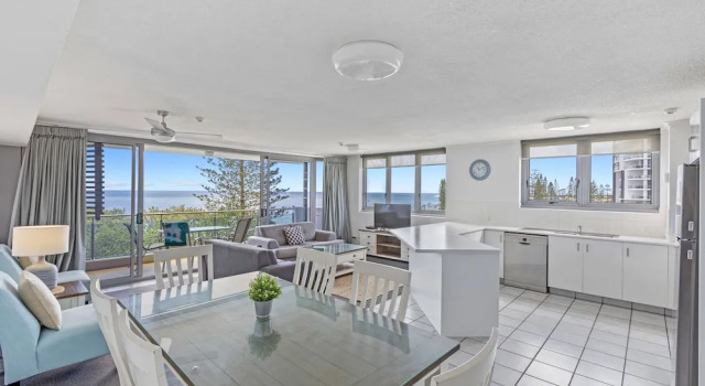 Апартаменты c 1 комнатой с балконом и с видом на океан Northwind Beachfront Apartments