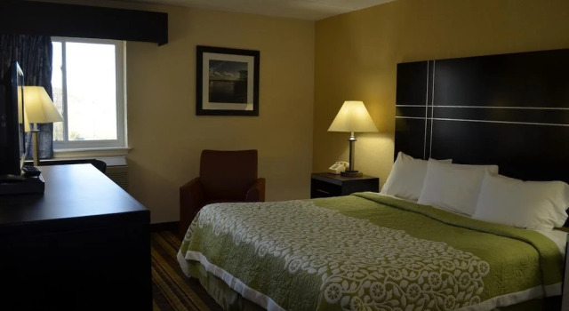 Days Inn Harriman Near Woodbury Commons Outlets, 预订 酒店 Harriman 纽约州