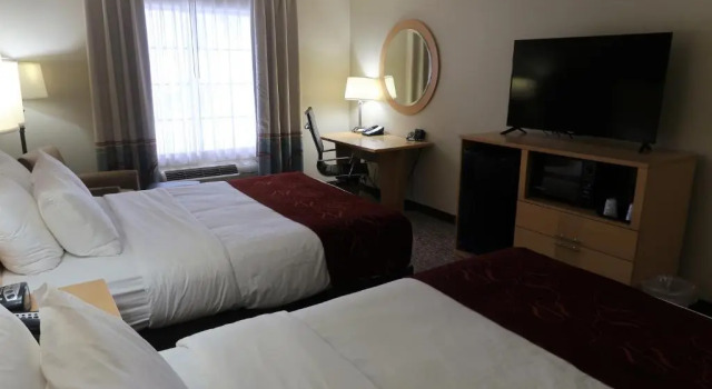 Номер Superior Comfort Suites Pittsburgh Airport