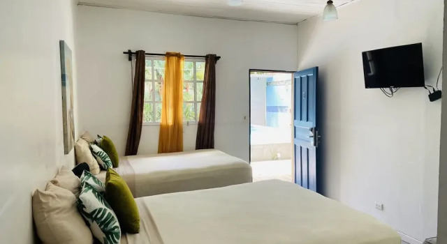 Четырёхместный номер Deluxe Lizard King Hotel & Suites