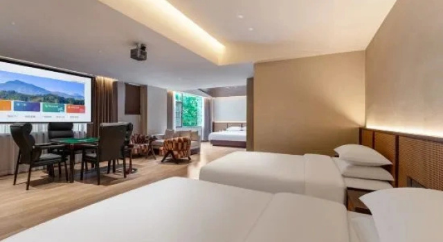 Трёхместный люкс Huajing · Resort Homestay