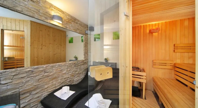 Hotel Erika, Забронировать Отель Отели Шпиндлерув-Млин с парковкой, рядом с Горнолыжный курорт Шпиндлерув-Млин, Парковка