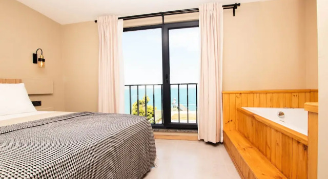 Sinop Koru Hotel, Rezerwuj Hotel Hotele w Sinop z basenem, Basen