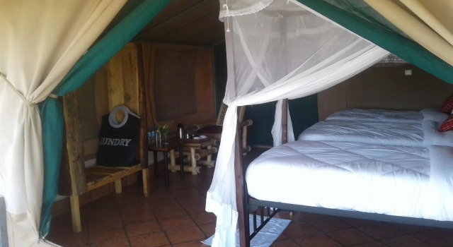 Zebra Kemang'ore Bush Tented Lodge, Book Hotel Seronera Tanzania