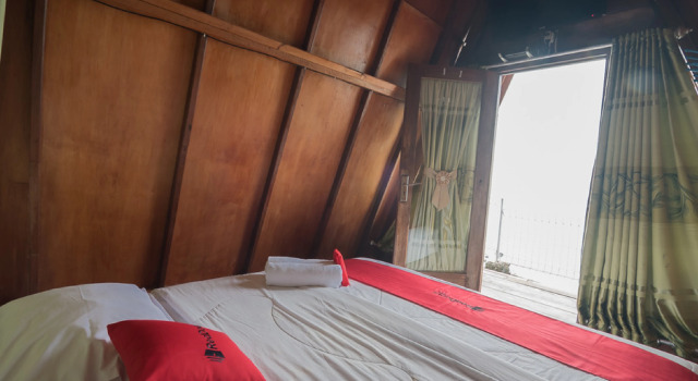 RedDoorz Premium @ Kahai Beach Lampung, Book Hotel Waymuli West Java