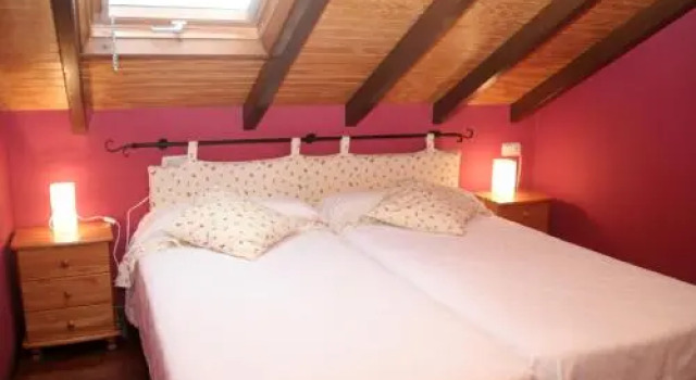 Apartamentos Las Camelias, Prenota Appartamento Hotel a Asturie con parcheggio, Parcheggio