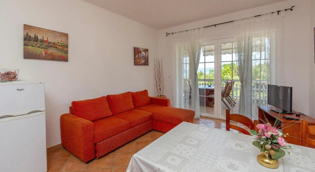 Stunning Apartment in Labin With 1 Bedrooms and Wifi, Reserva ahora Apartamento Drenje Istria