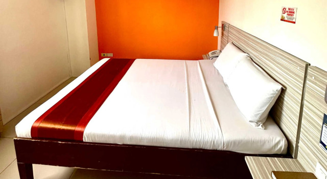 Двухместный номер Standard Travelbee Business Inn