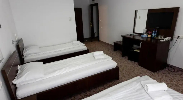 Трёхместный номер Standard Hotel Select