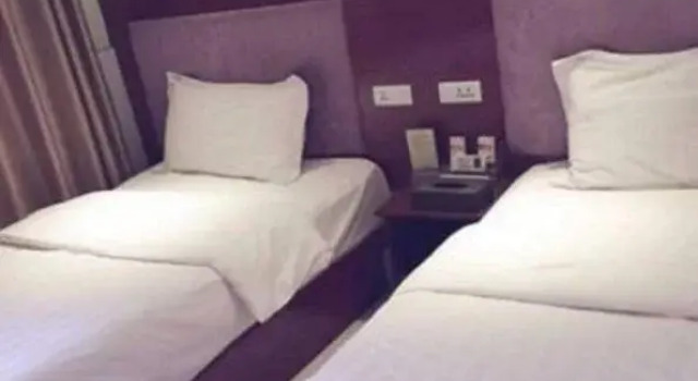 Tianyue Business Hotel, Prenota Hotel Guanghan Sichuan