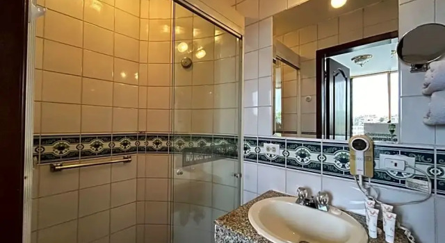 Люкс Stanford suites hotel