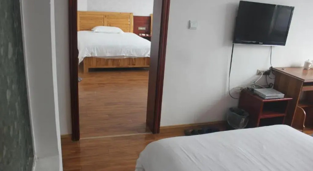 Люкс Zhangjiajie Yijiaqin Hotel