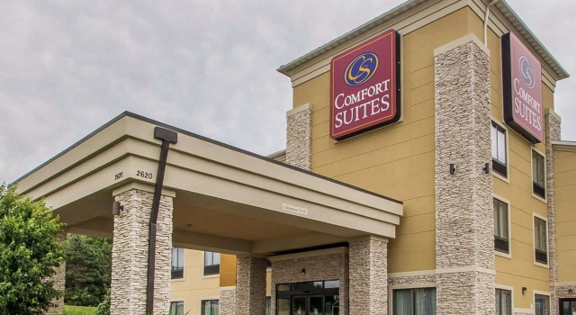 Comfort Suites Hudson, จอง โรงแรม Hudson วิสคอนซิน