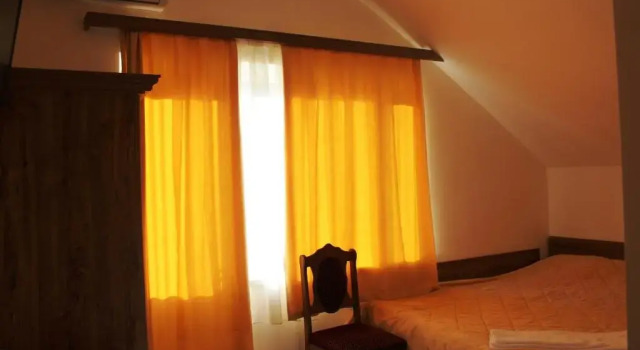Одноместный номер Standard с балконом и с красивым видом из окна Lucytour Hotel