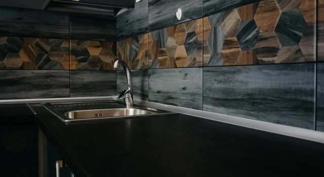 Золотое тепло, Boek Hotel Chernihiv Chernigov