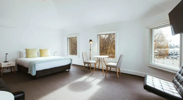 Студия Salamanca Galleria Apartments