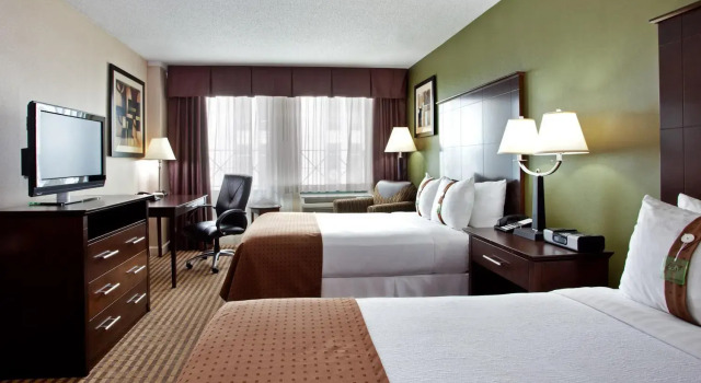 DoubleTree by Hilton Charlotte City Center