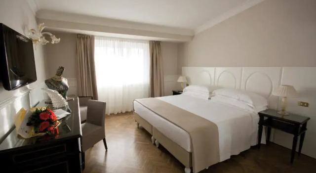 Двухместный номер Premium Plaza Hotel Lucchesi