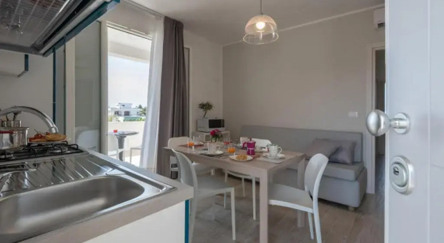 Апартаменты Пентхаус с балконом и с видом на сад Calura Residence