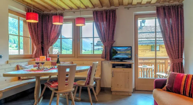 2 Bedrooms Apartment Chalet Nada