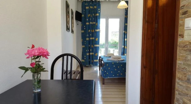 Dimitra Apartments