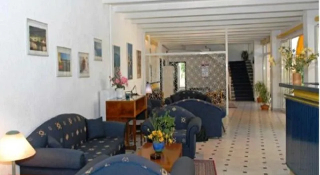 Melody Hotel