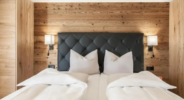 Апартаменты Superior Hubertus Apartments