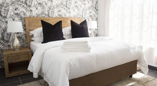 3 Lux Suites, Забронировать Апарт-отель Мидделбург Мпумаланга