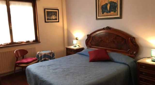 Piso grande en LLANES con garaje, Prenota Hotel Hotel a Asturie con parcheggio, Parcheggio