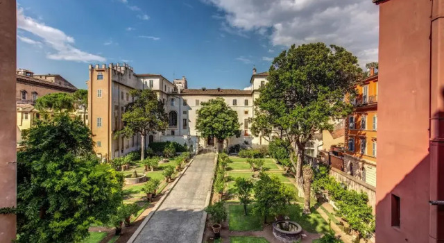 Campo di Fiori 2 Bedroom Via Giulia, Prenota Hotel Trastevere Roma