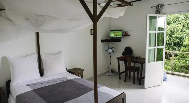 Номер Comfort Hotel restaurant Jardin de la Paix