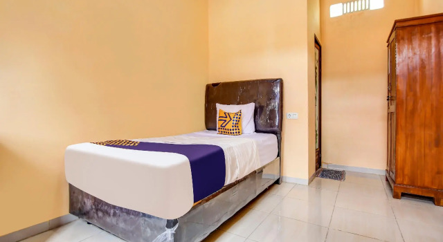OYO Life 90433 Serasi Kost
