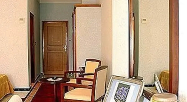 Standard Einzel Zimmer mit Balkon Majestic Annaba