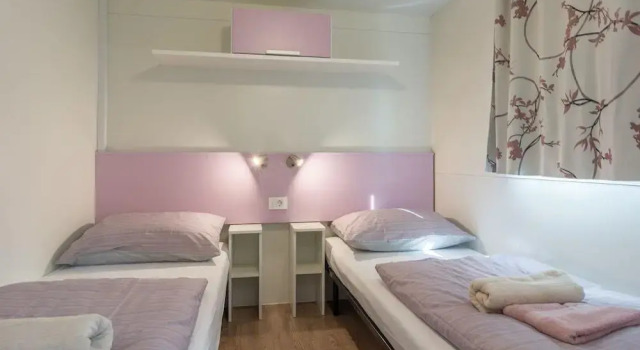 Mendula Mobile Homes Camp Soline, Забронировать Отель СПА-отели Биоград-на-Мору, рядом с Частный Пляж «Кемп Сенди», SPA-услуги