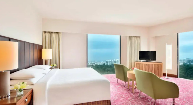 Номер Superior Courtyard by Marriott Hyderabad