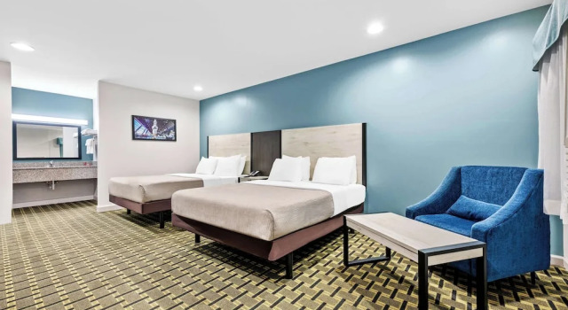 Четырёхместный номер Standard SureStay by Best Western Huntsville University Area