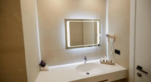 Двухместный номер Standard с частичным видом на море ETER Hotel