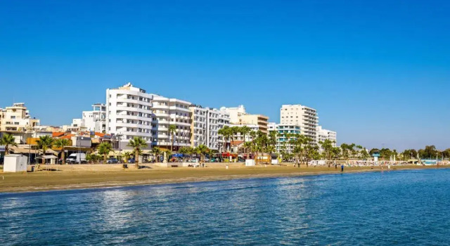 Двухместный номер Standard Larnaca Seaview Rooms