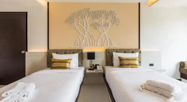 Двухместный номер Deluxe с балконом и с видом на бассейн River Front Krabi Hotel