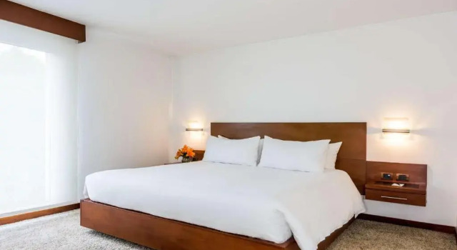 Номер Standard NH Bogota Pavillon Royal
