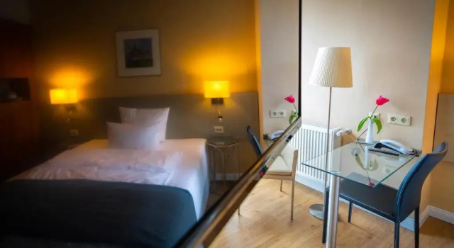 Hotel Kleiner Riesen, Забронировать Отель Mitte Кобленц