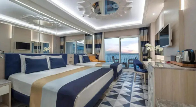 Двухместный номер Standard с видом на море Granada Luxury Beach 