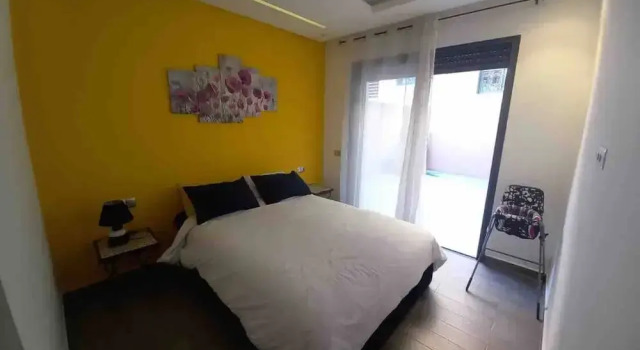 Apartment Modern, 2chambres,2terrasse,iptv,parking, Забронировать Апартаменты/квартира Отели Марракеш-Тенсифт-Эль-Хауз с парковкой, Парковка