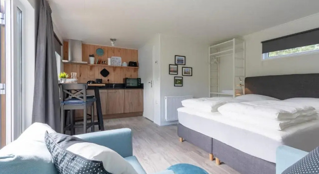 Chalet studio Guus - Texel, Reserva ahora Chalet de montaña Hoteles en Islas Frisias con aparcamiento, Aparcamiento