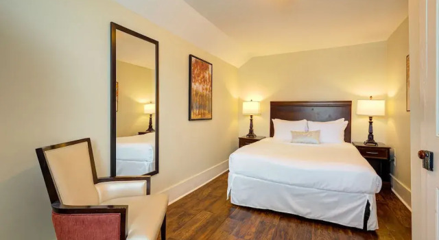 Апартаменты Classic St. George Suites by Hoco Hotels Collection