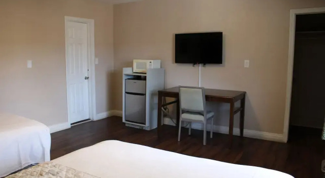 Двухместный номер Comfort Elsinore Hot Springs & Lodge