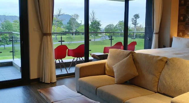 Camera quadrupla Standard Tan Villa