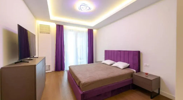 Апартаменты Stunning 1bdr serviced apartment with pool&gym,
