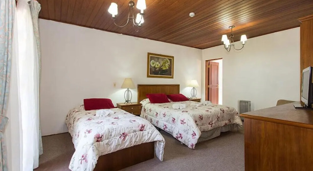 Люкс Superior Garden Hotel