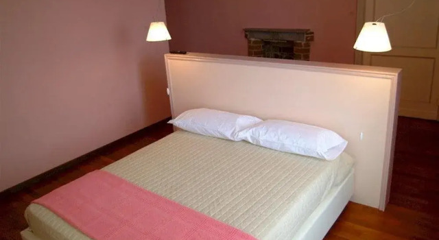 Dimora Castello dei Conti, Buchen Sie Hotel Trinita Piemont